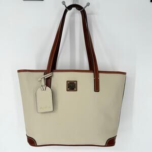 Dooney & Bourke Charleston Tote Bag Beige Grain Pebble Leather Trim NWOT